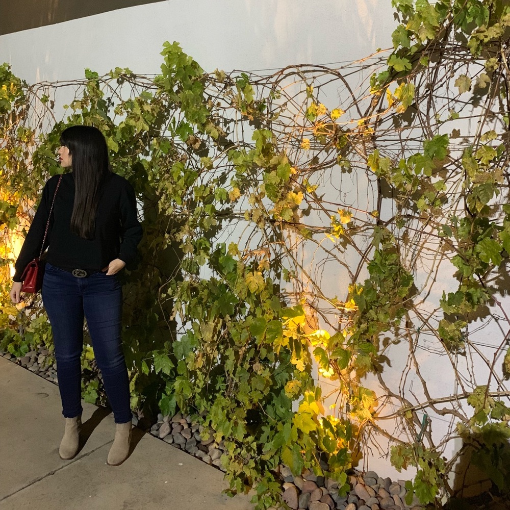 Meet your Posher, Charvoz